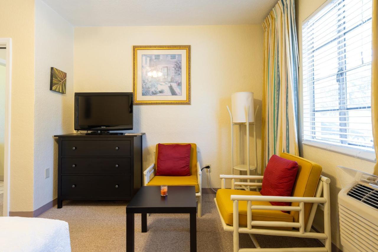 Mar Bay Exclusive Suites Safety Harbor Exteriör bild