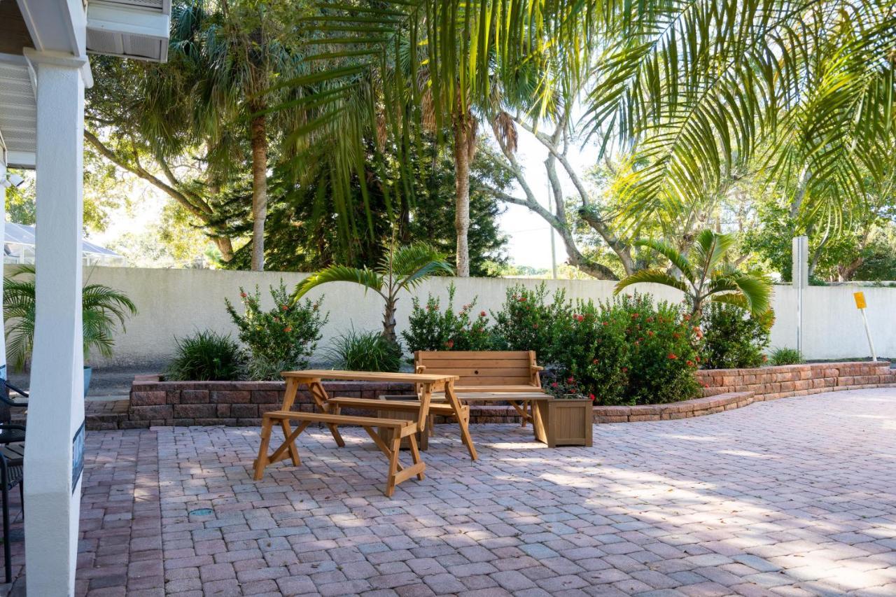 Mar Bay Exclusive Suites Safety Harbor Exteriör bild
