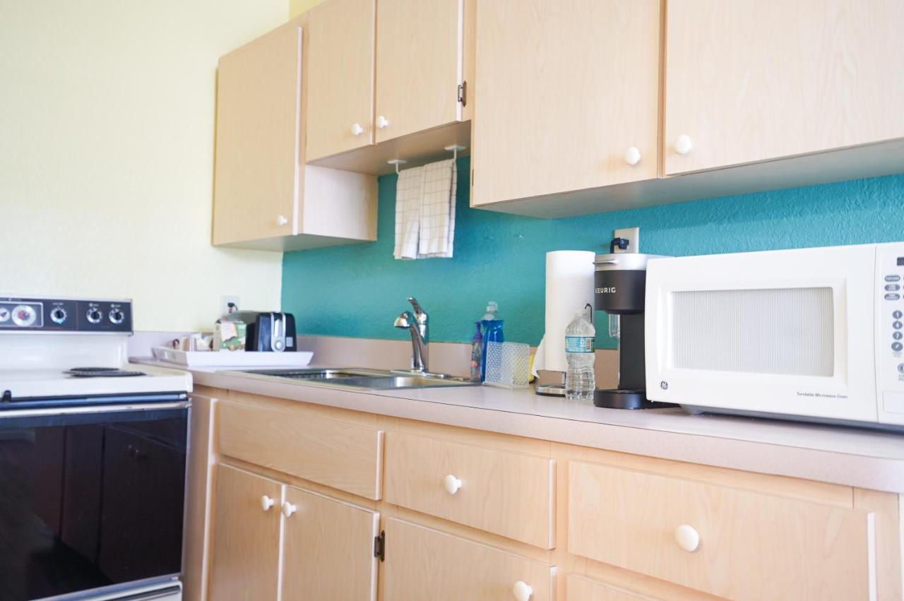 Mar Bay Exclusive Suites Safety Harbor Exteriör bild