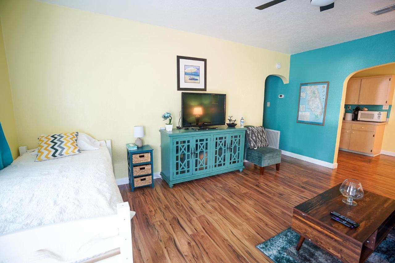 Mar Bay Exclusive Suites Safety Harbor Exteriör bild