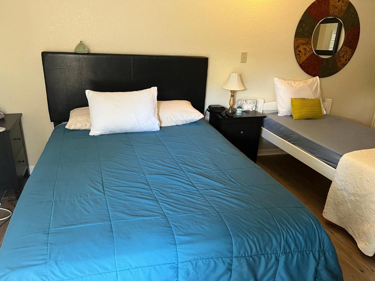 Mar Bay Exclusive Suites Safety Harbor Exteriör bild